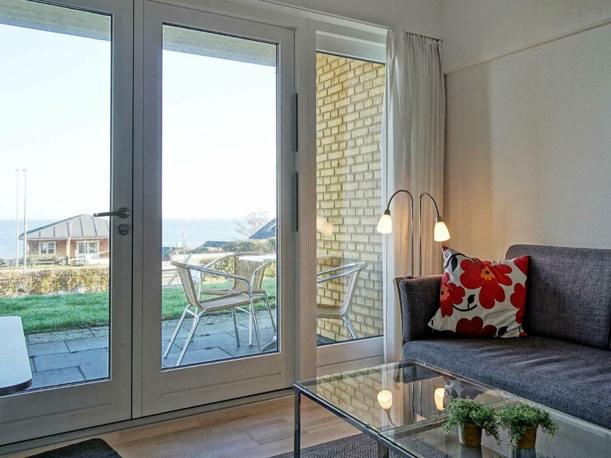 4 Person Holiday Home In Allinge Extérieur photo