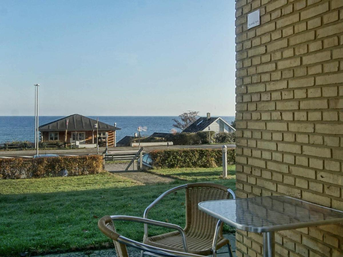 4 Person Holiday Home In Allinge Extérieur photo